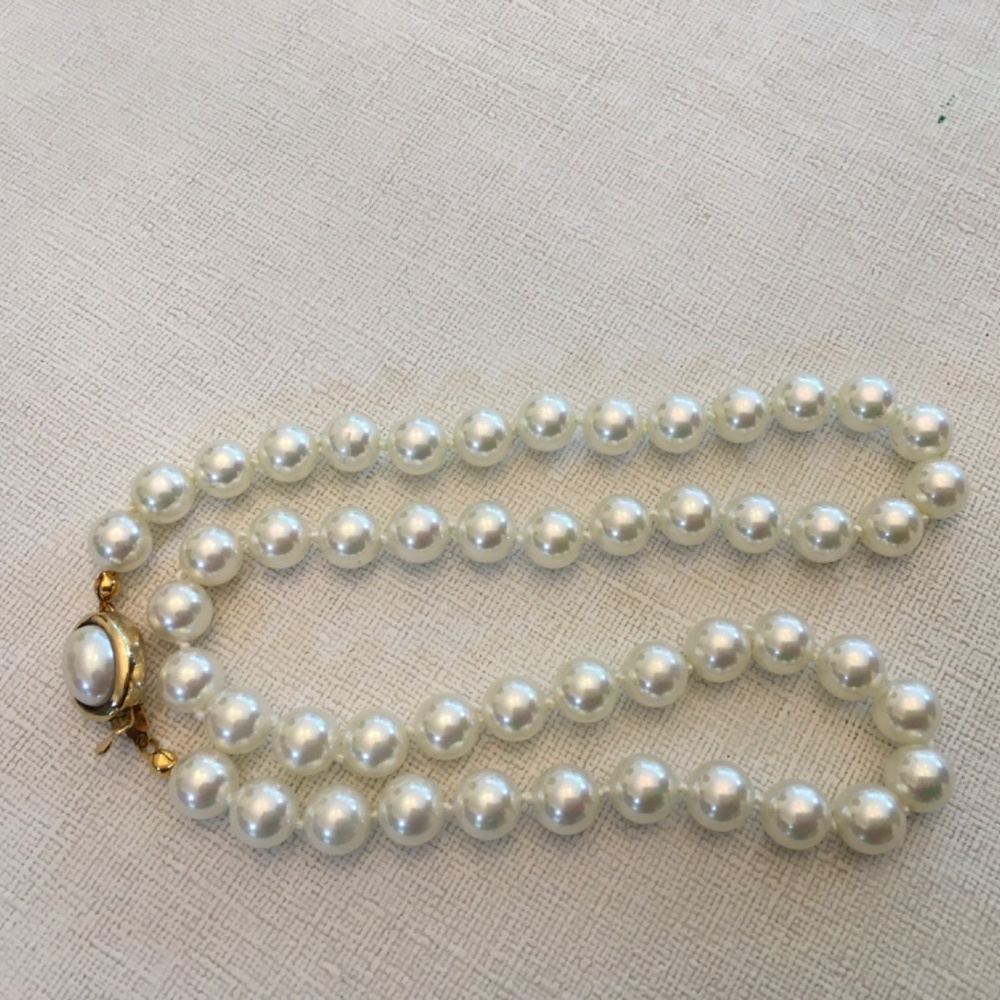 Pearls. VINTAGE - Picture 4 of 4